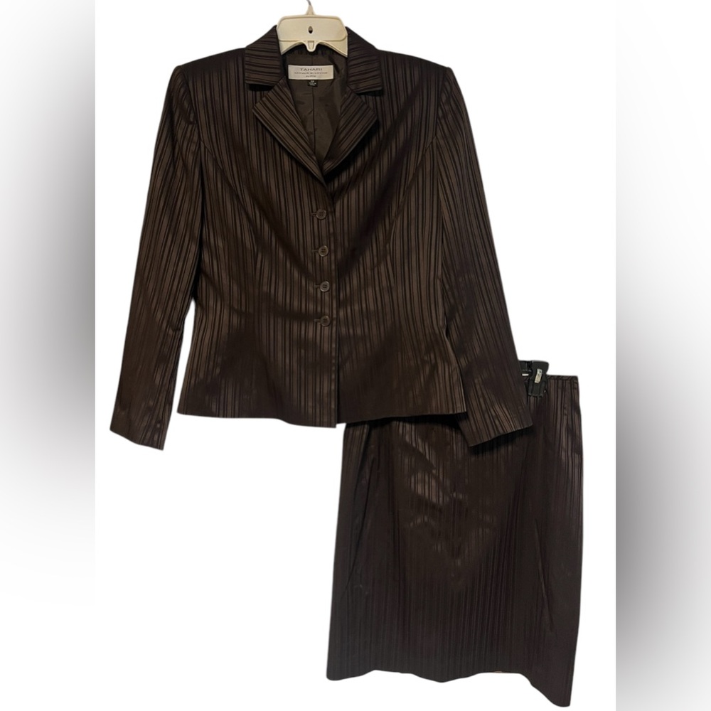 Tahari by Arthur Levine Petite 2 Piece Striped Skirt Suit Brown 10P Quiet Luxury